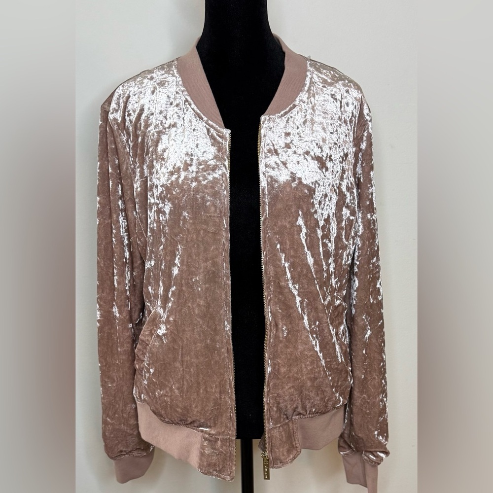 Sanctuary light pink crushed velvet girly feminine jacket coat full zip med EUC